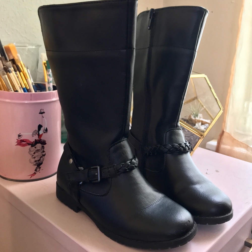 Faded Glory Girl’s Black Side Zip Riding Boots